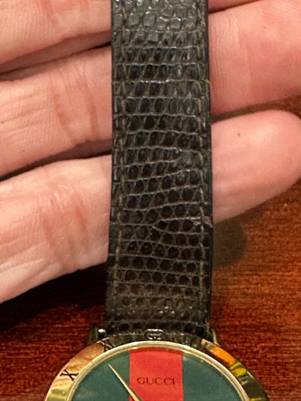 Vintage Gucci Web Stripe Watch Gold Roman Bezel Green Red Dial Swiss Made - Picture 9 of 10